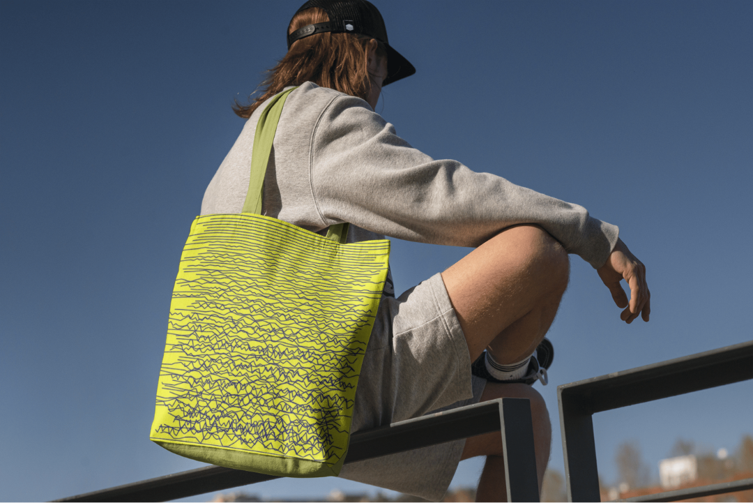 Crazy Letter tote bag — applied composition