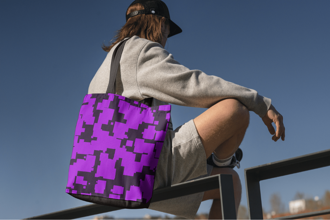 Squares in Hue tote bag — applied composition
